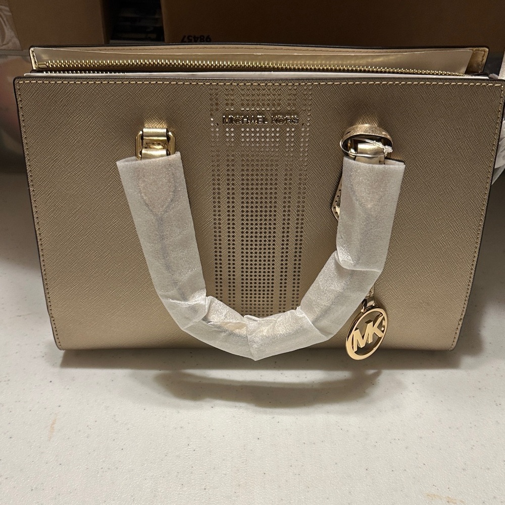 Michael Kors Sheila Medium Gold Satchel